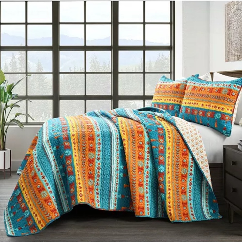 NIB LUSH DECOR BOHO REVERSIBLE 3 PC QUILT SET - Picture 2 of 10